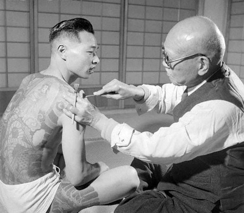 Découvrir les débuts de l'art du tatouage au Japon