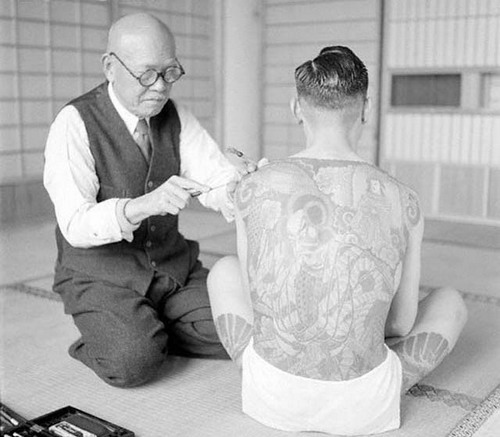 Découvrir les débuts de l'art du tatouage au Japon