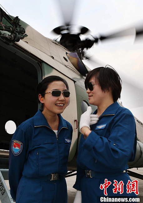 L&apos;armée aérienne de Chengdu intègre ses premières pilotes féminines