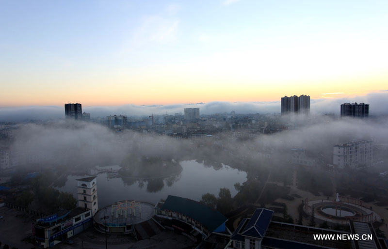 Chine : prises de vues de nuages au Yunnan (sud-ouest)