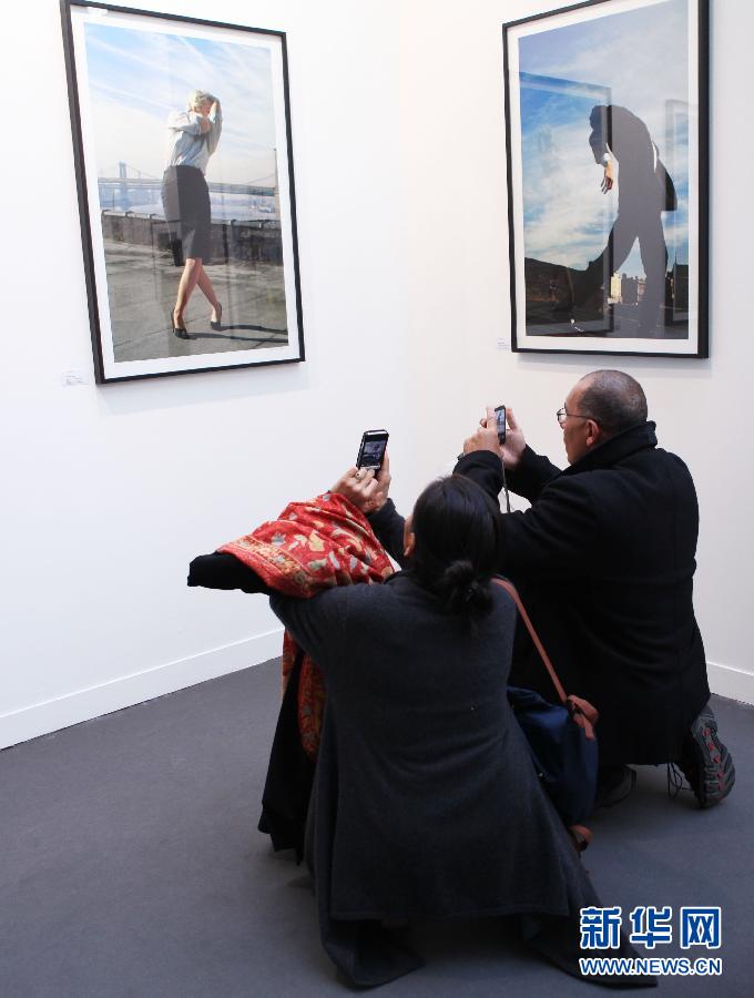 La 16e foire Paris Photo ouvre ses portes au Grand Palais