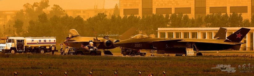 Des images précieuses de l'avion de chasse JIAN-20