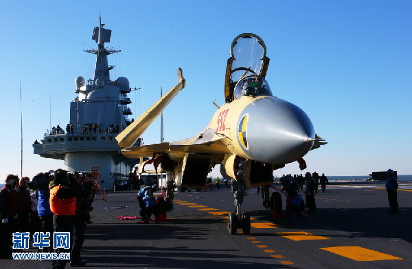 L&apos;appontage du JIAN-15 améliore la combativité du porte-avions Liaoning