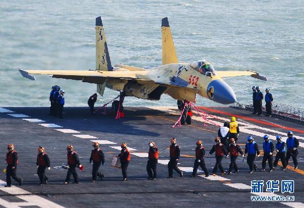 L&apos;appontage du JIAN-15 améliore la combativité du porte-avions Liaoning