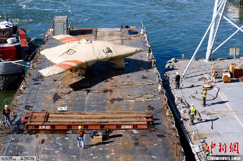 Découverte du nouveau drone embarqué sur le porte-avions américain