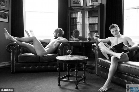 Des étudiants de l&apos;Université de Cambridge posent nus