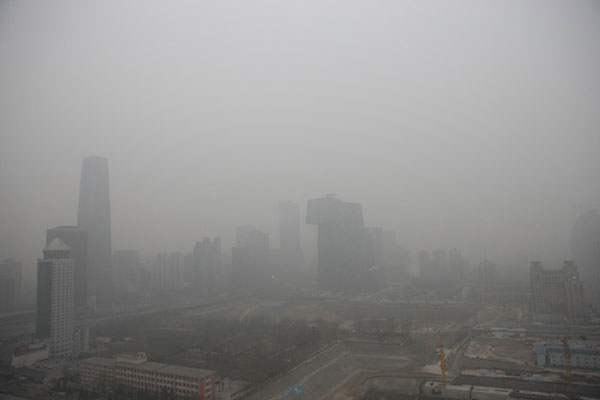 Beijing prend des mesures pour contrer les nuages de pollution de longue durée