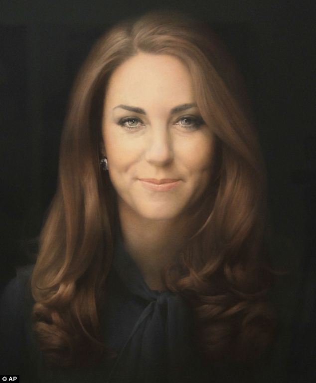 Retouche du portrait officiel de Kate Middleton