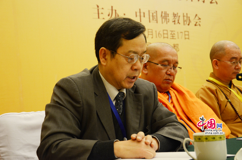 Zhuo Xinping, directeur de l&apos;Institut des religions du monde, relevant de l&apos;Académie des sciences sociales de Chine