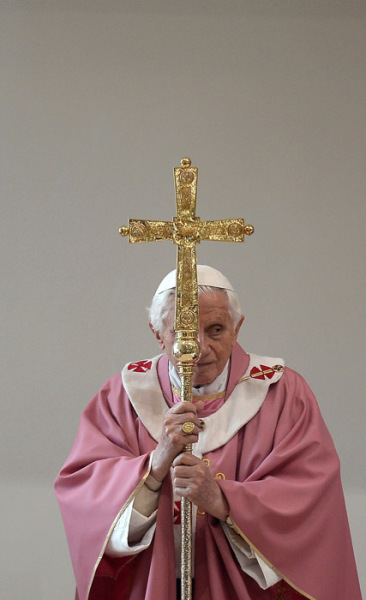 benot xvi annonce sa démission, un nouveau pape