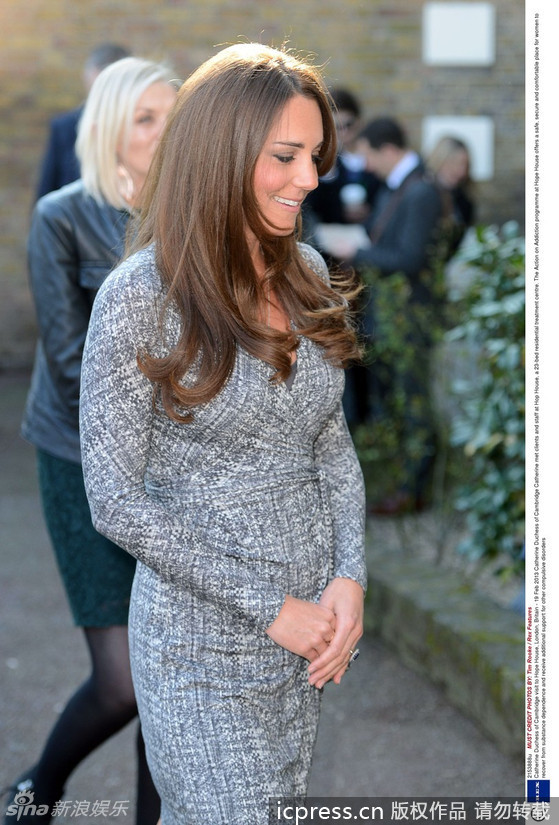 Kate Middleton exhibe un petit ventre arrondi