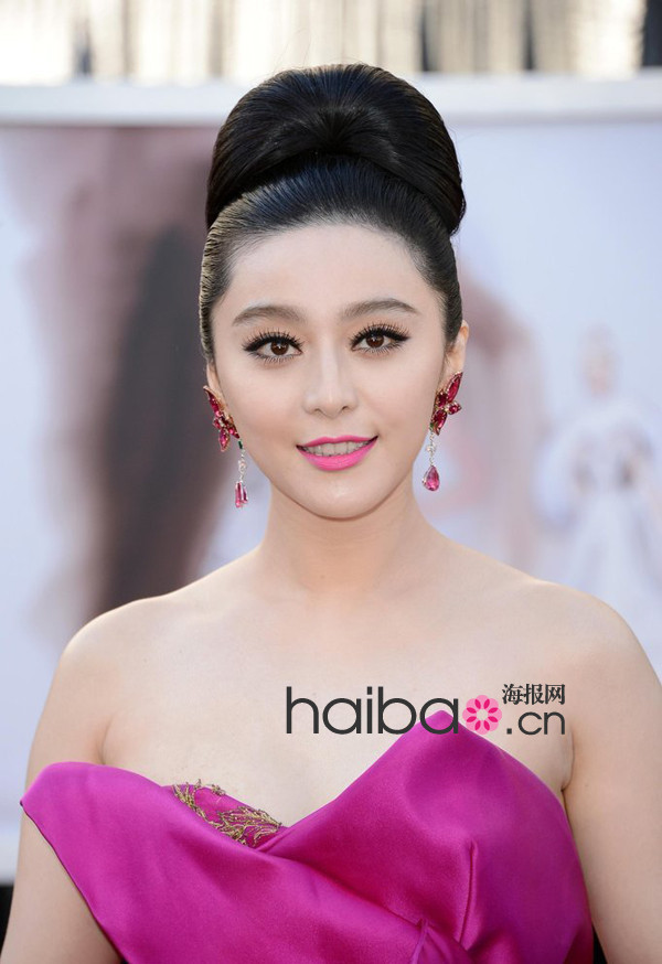 Fan Bingbing sur le tapis rouge de la 85e cérémonie des Oscars