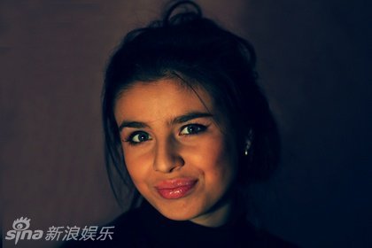 Elmira Abdrazakova couronnée Miss Russie 2013