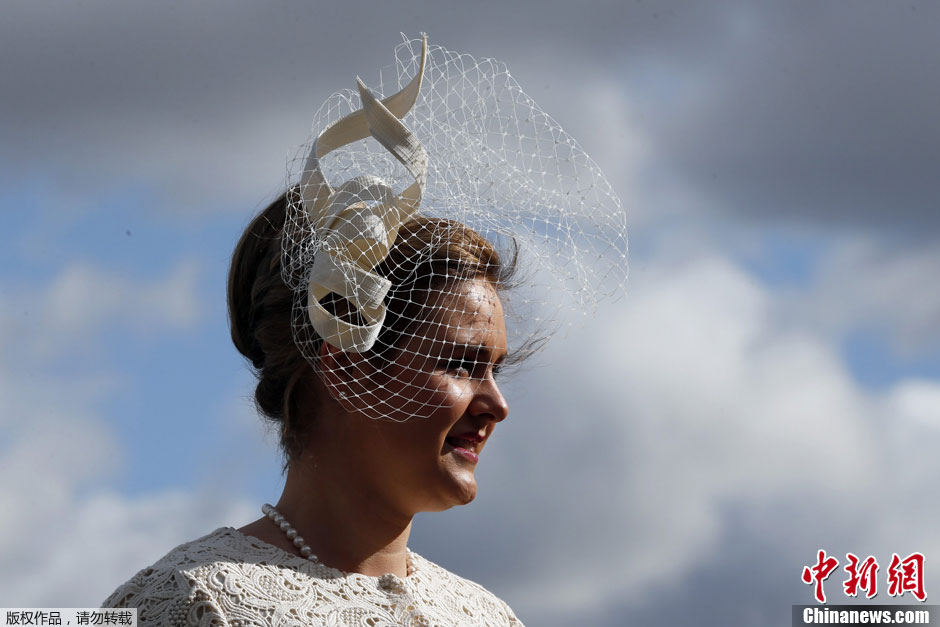 Défilé de chapeaux au Festival de Cheltenham