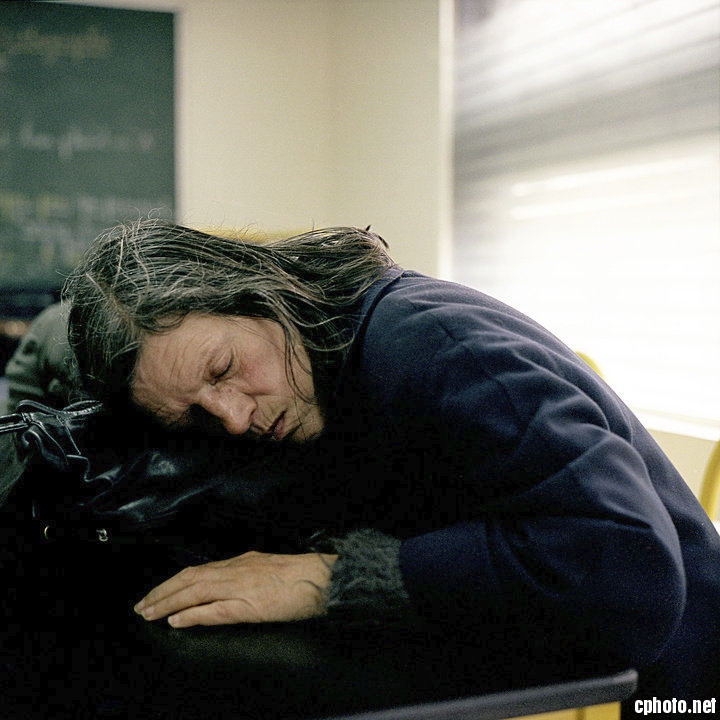 Le portrait des femmes SDF à Paris par Céline Anaya-Gautier