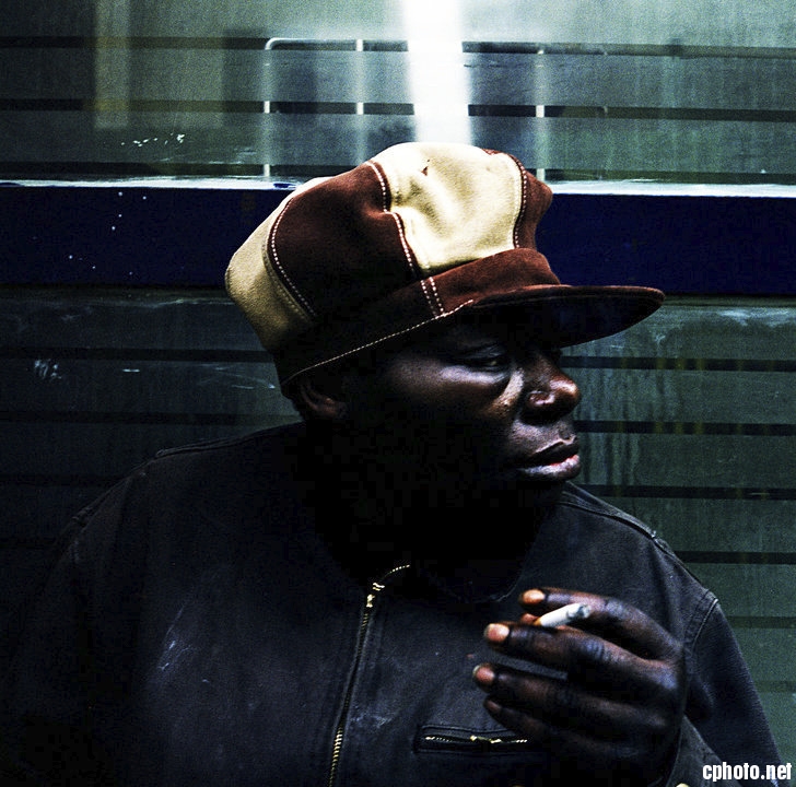 Le portrait des femmes SDF à Paris par Céline Anaya-Gautier