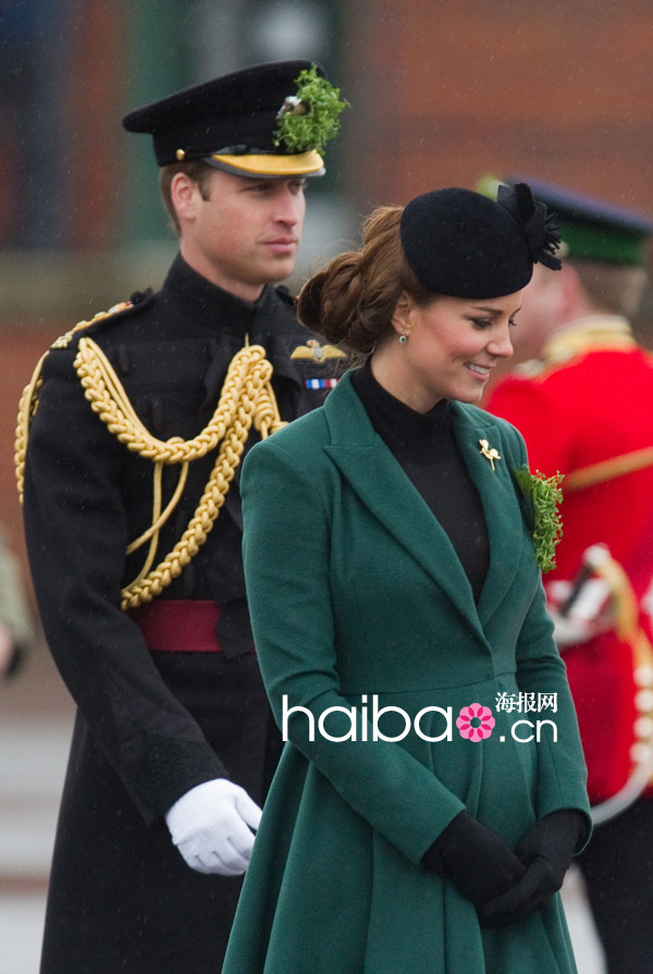 Kate Middleton : deux looks de la future maman