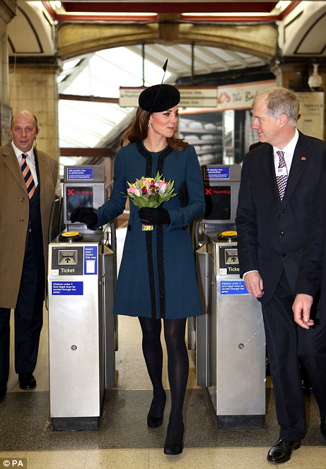 Kate Middleton prend le métro à Londres