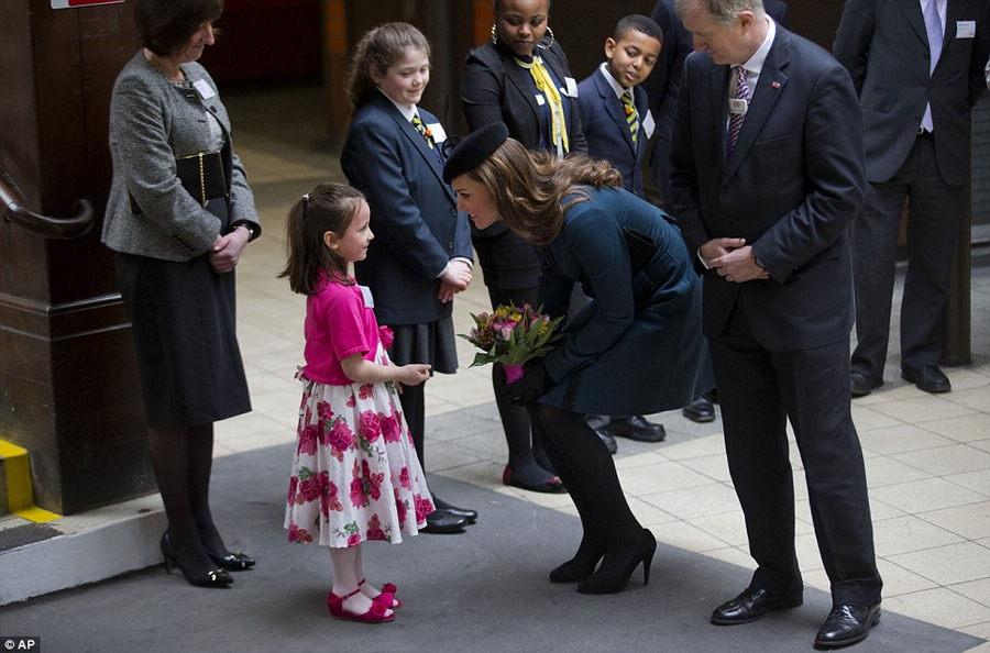 Kate Middleton prend le métro à Londres