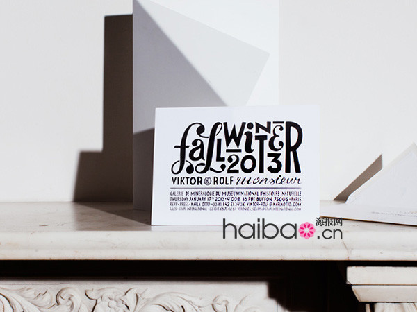 Les cartes d&apos;invitation aux défilés de la Fashion Week homme de Paris