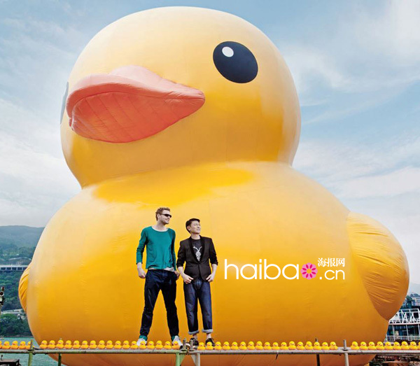 Les créations de Florentijn Hofman, père du canard en plastique géant