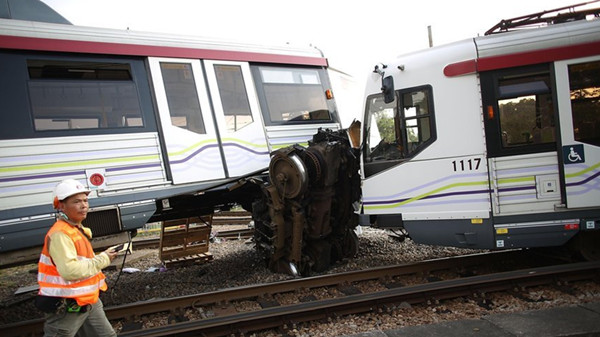 Hong Kong: plus de 60 blessés dans un accident de tram-train
