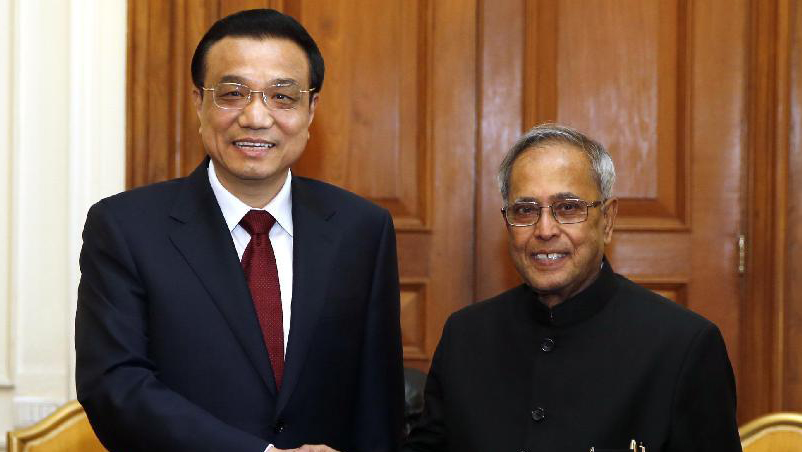 Le Premier ministre chinois souligne l'importance stratégique des relations sino-indiennes