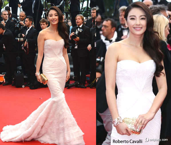 Sept tenues portées par Zhang Yuqi à Cannes