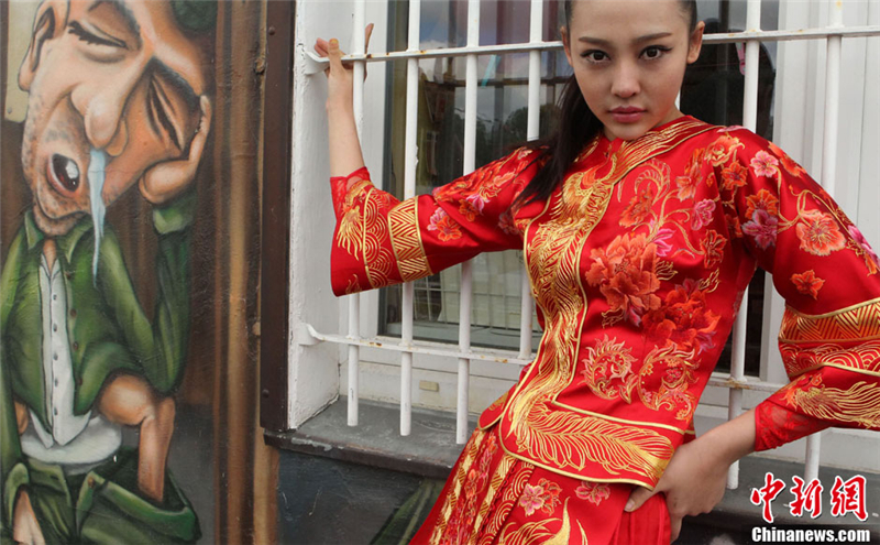 Défilé de mode à Berlin : la culture traditionnelle chinoise à l&apos;honneur