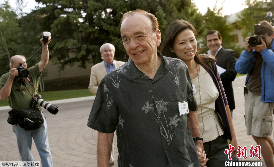 En images : le parcours de Murdoch et Wendi Deng