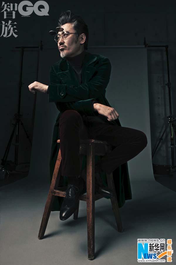 Wu Xiubo pose avec Giorgio Armani pour GQ