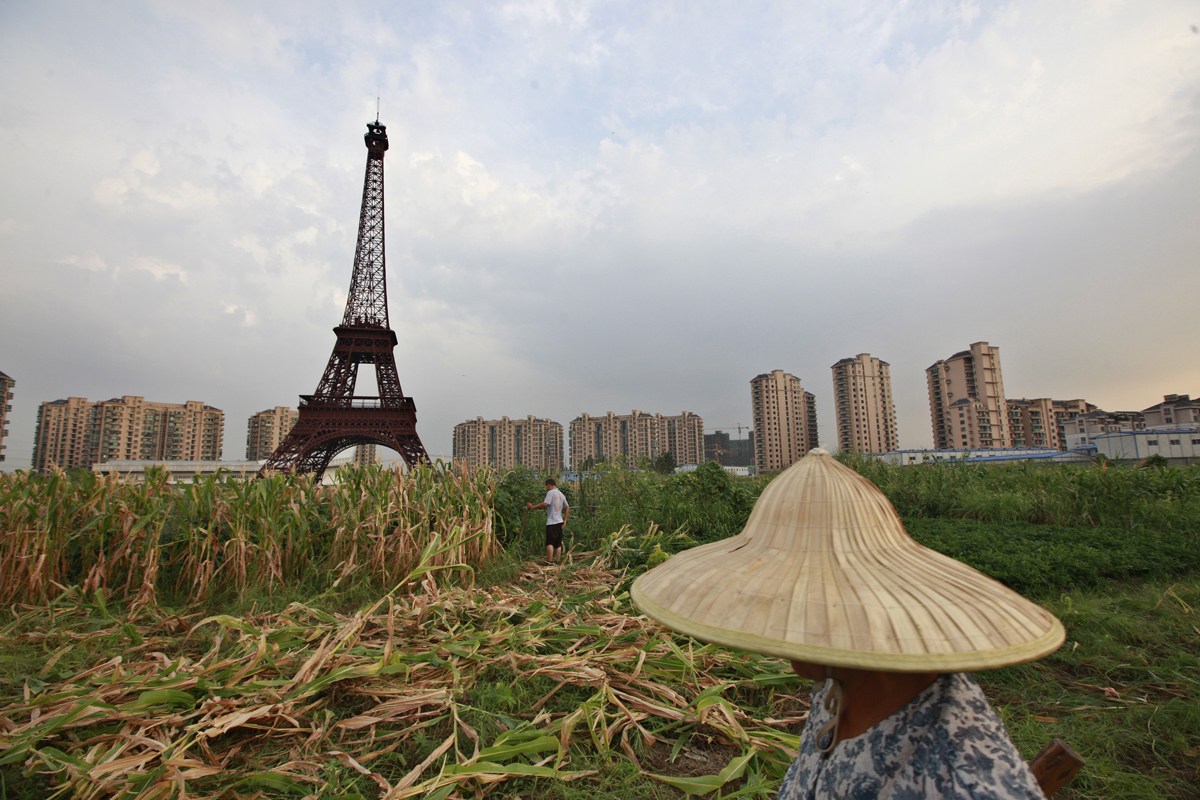 En Chine, le « petit Paris » est une ville fantôme