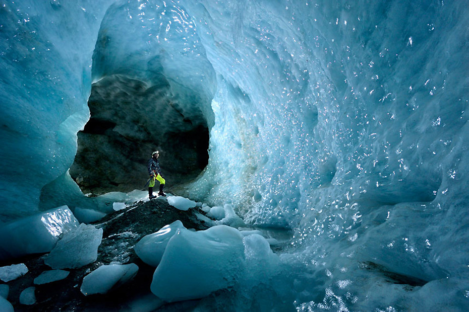 En images : une caverne de glace merveilleuse