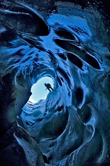 En images : une caverne de glace merveilleuse