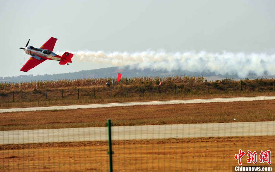 En images : les moments forts du salon de l'aviation Fly-In 2013