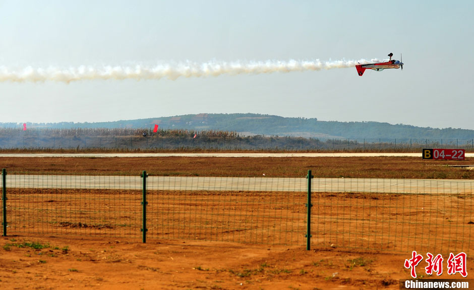 En images : les moments forts du salon de l'aviation Fly-In 2013