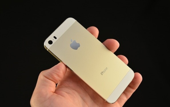Apple : 9 millions d'iPhone 5s et 5c vendus en trois jours