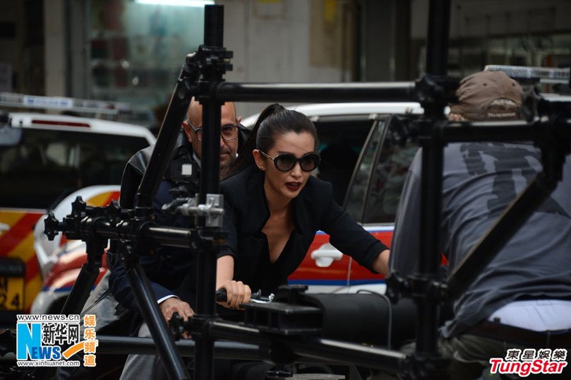 Li Bingbing en plein tournage du film Transformers 4