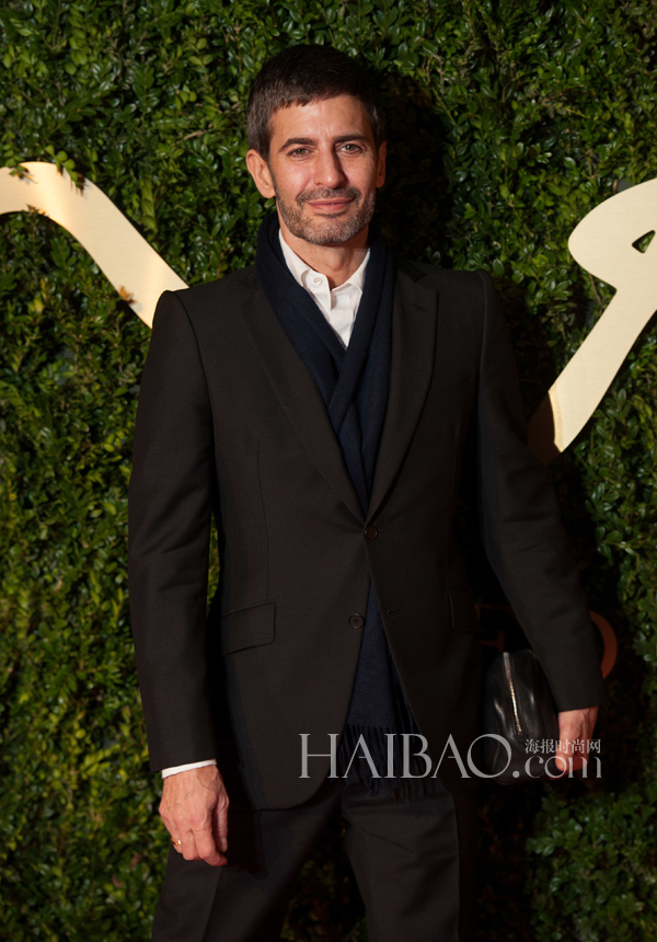 La cr&#232;me des cr&#233;ateurs anglais r&#233;compens&#233;s aux British Fashion Awards 2013