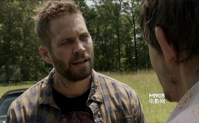 《当铺大乱斗》Pawn Shop Chronicles 2013 《当铺大乱斗》今年7月刚在北美上映，保罗·沃克不仅是演员，也是该片的制作人。影片由韦恩·克莱默导演。影片有4个小故事，分别讲述吸毒者，失踪的前期，失败的艺人和光头党的故事，因为一枚丢失的婚戒将这四个看上去毫不相干的事情链接起来。残忍、暴力、血腥无处不在。