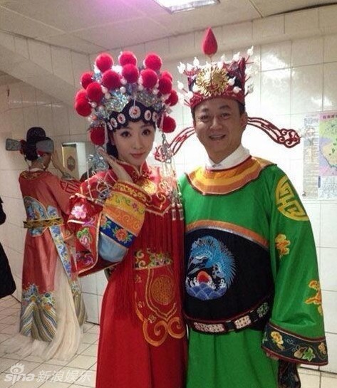 Les looks antiques des présentateurs du Gala du Nouvel An chinois