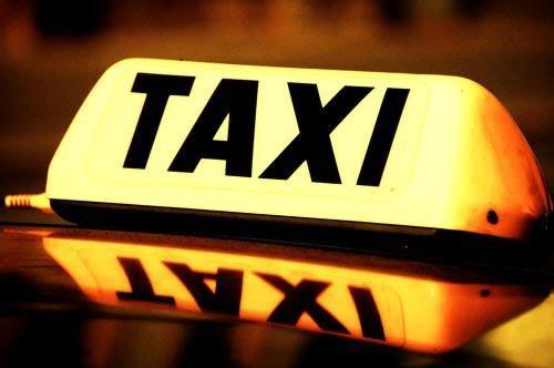 Shanghai interdit les applications de réservation de taxi aux heures de pointe