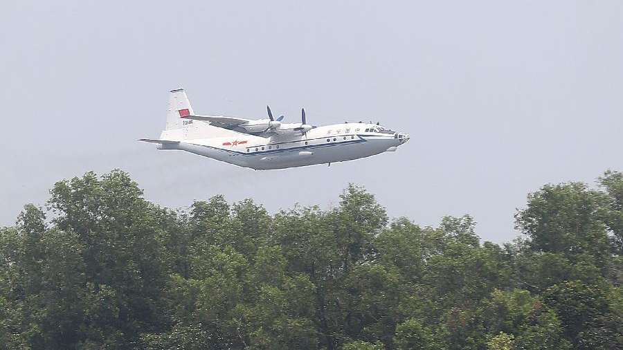 Boeing disparu : un cargo militaire Y-8 se joint aux recherches dans la mer d'Andaman
