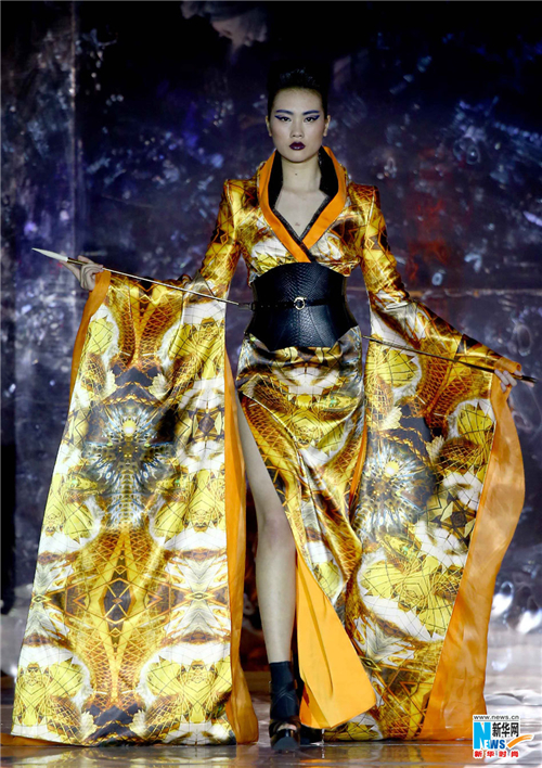 Défilé Qi Gang à la Fashion Week de Chine