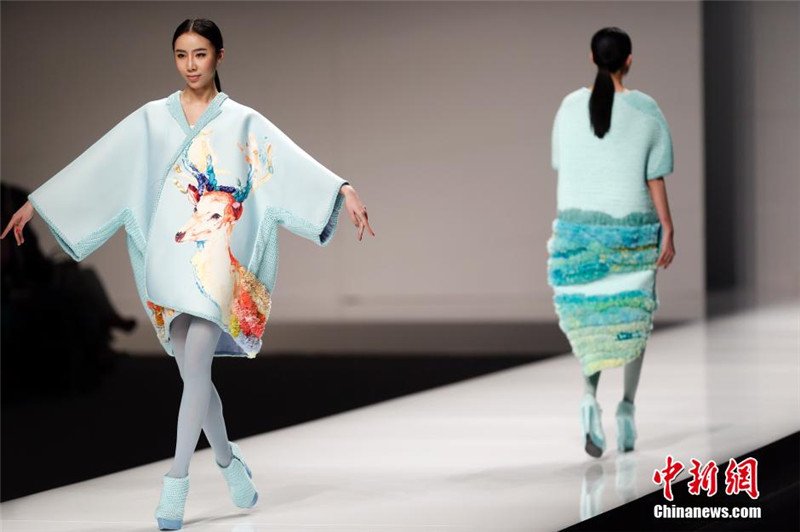 Les jeunes créateurs à l&apos;honneur lors de la Fashion Week de Chine