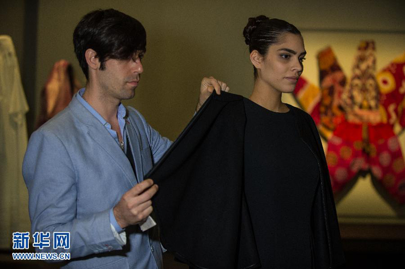 Une exposition sur les tenues traditionnelles du peuple juif