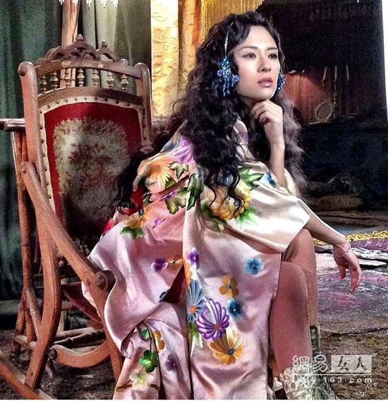 Zhang Ziyi dans le clip du groupe Coldplay