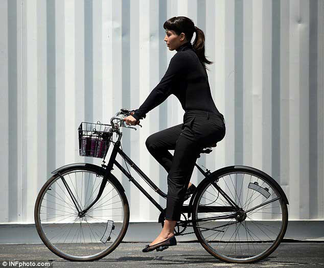 Kim Kardashian dans la peau d'Audrey Hepburn