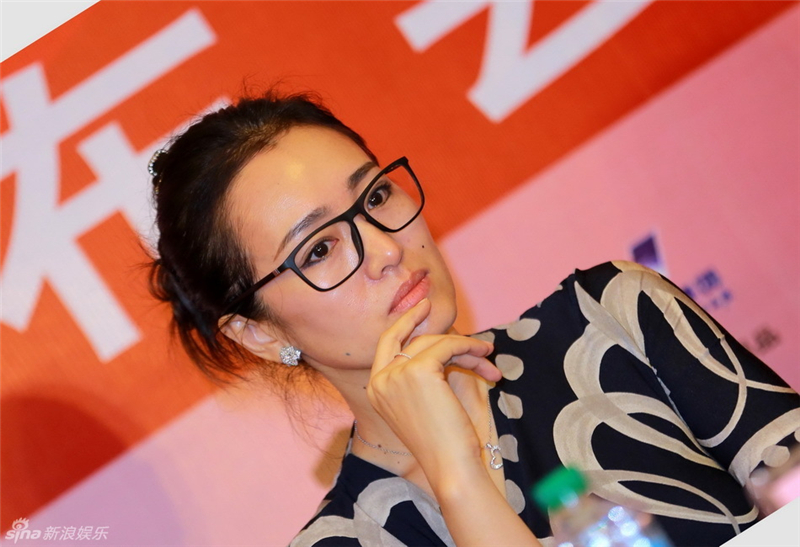 Gong Li présente son jury au Festival du film de Shanghai