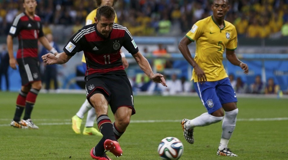 En images : les 16 buts de Klose en Coupe du monde